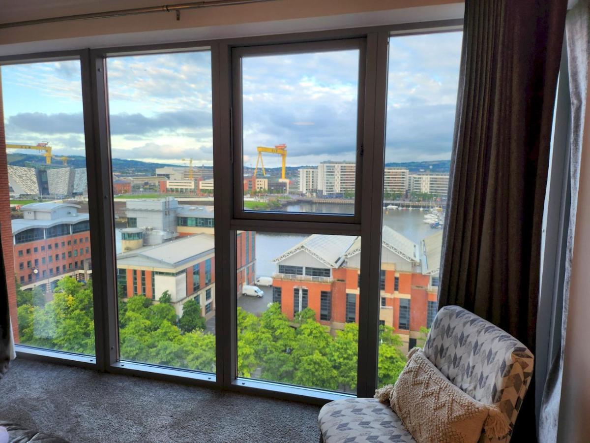 Pass The Keys Stunning Penthouse With Balcony Sunset Views Apartment Белфаст Екстериор снимка