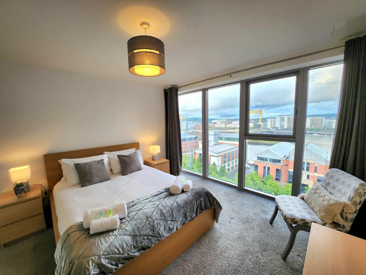 Pass The Keys Stunning Penthouse With Balcony Sunset Views Apartment Белфаст Екстериор снимка